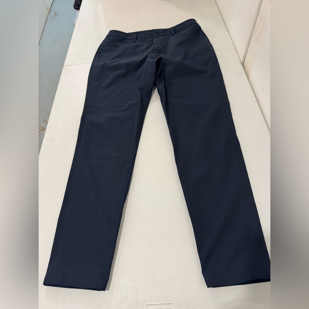 Lululemon men’s pant size 32